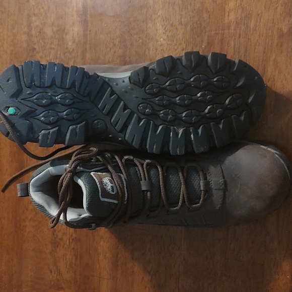 Timberlands - Picture 4 of 4